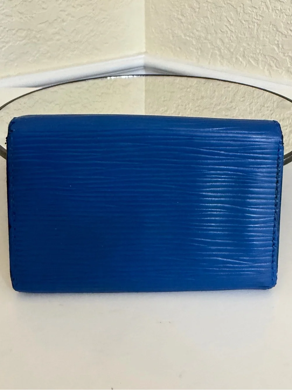 Louis Vuitton Epi Leather Key Holder Key Clave Blue 6 Keys